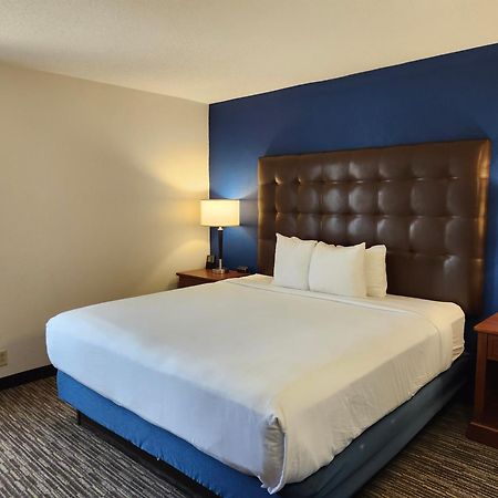 Heritage Inn & Suites St Louis Fenton, Trademark By Wyndham Dış mekan fotoğraf