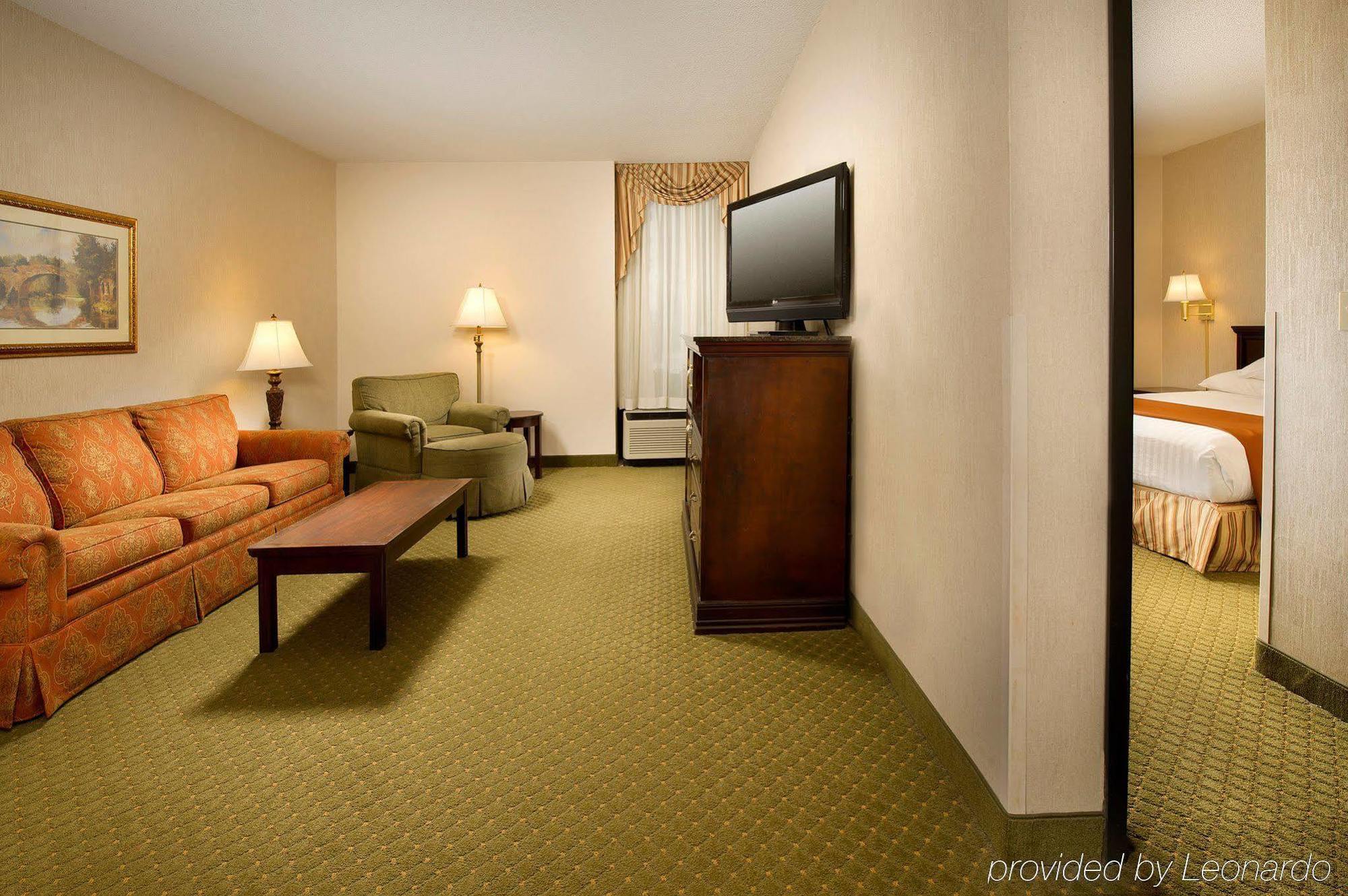Heritage Inn & Suites St Louis Fenton, Trademark By Wyndham Dış mekan fotoğraf